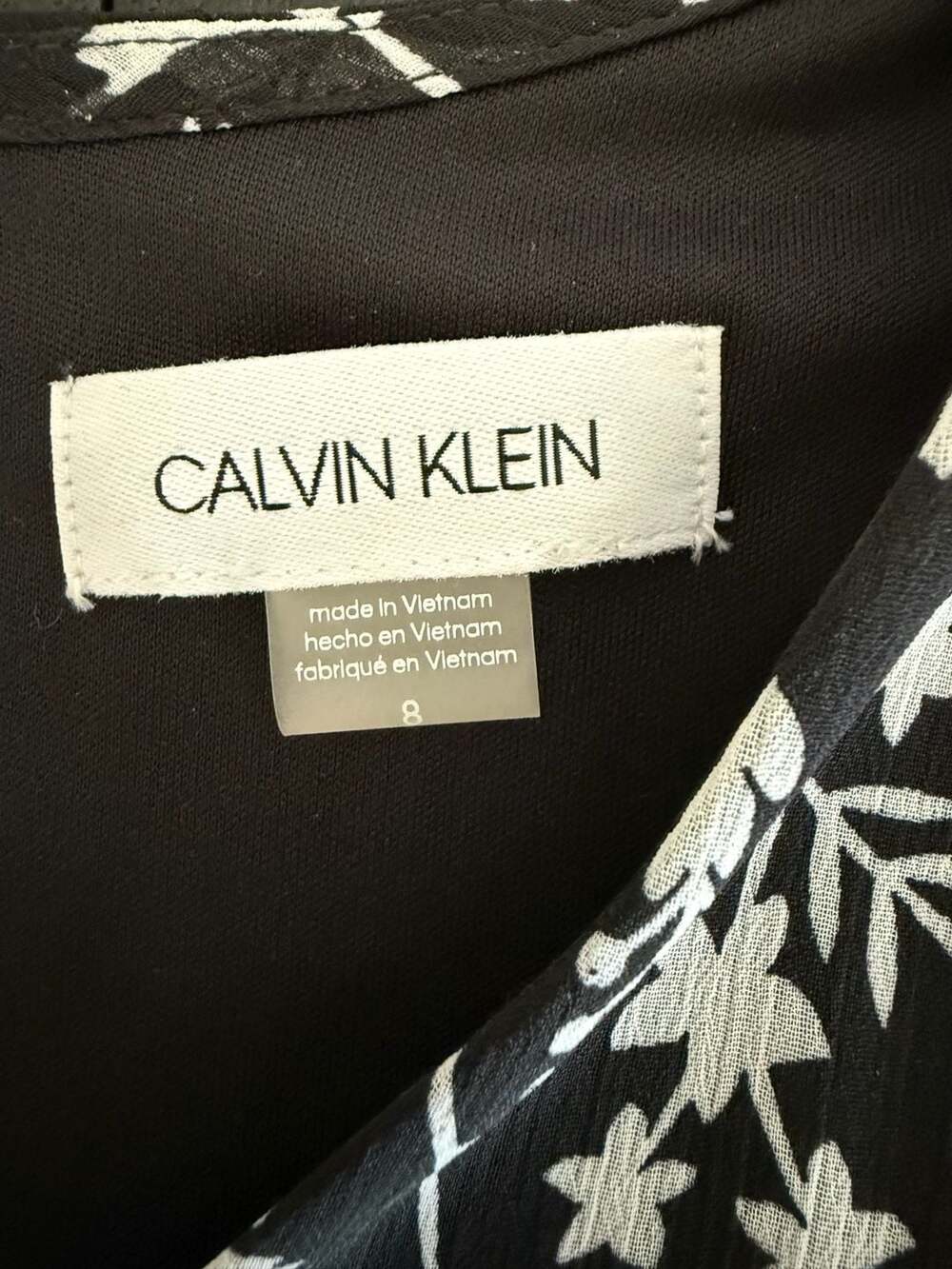 Calvin Klein Women's Black and White Floral Ruffle Sleeve Dress Size 8 - Picture 2 of 7